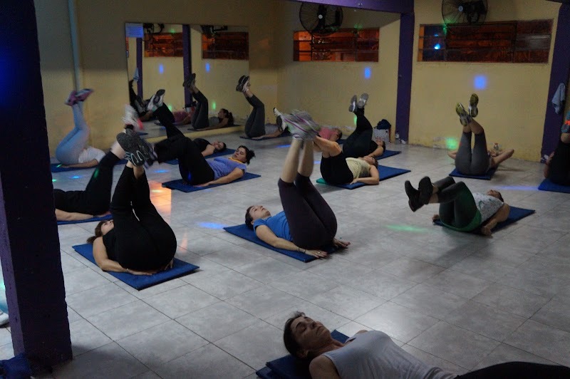 Clase real de abdominales en ONA GYM