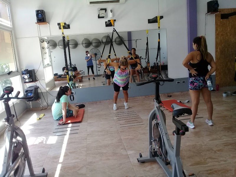 Clase grupal en Vitality Woman Fitness